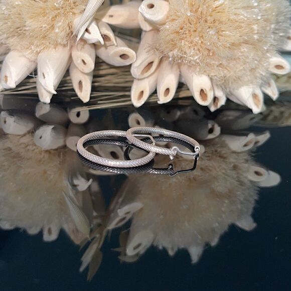 Sterling silver hoop earrings - Picture 1 of 4